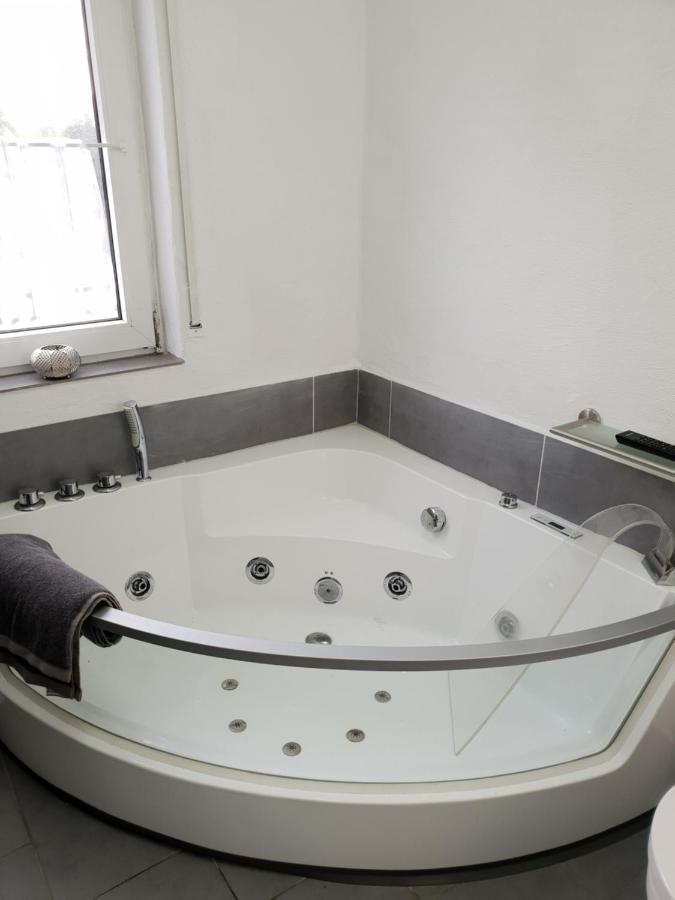 Schoene Wohnung Kleiner Onkel Auf Idyllischem Reiterhof Nahe Burg Eltz Münstermaifeld Екстериор снимка